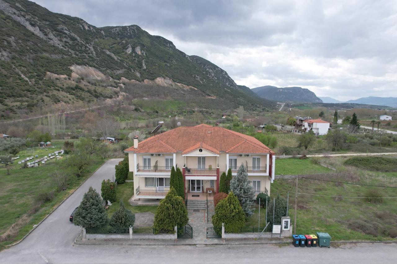 Hotel Kastro Sérvia Exteriér fotografie